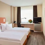 Essential By Dorint Berlin-adlershof 3* Berlin