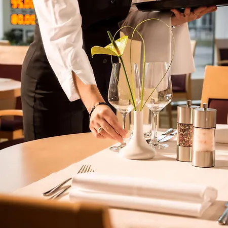 Essential By Dorint Berlin-adlershof Hotel Berlijn