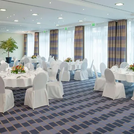 Essential By Dorint Berlin-adlershof 3*