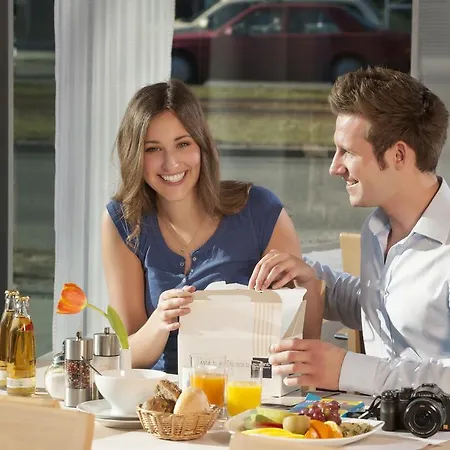 Essential By Dorint Berlin-adlershof Berlin