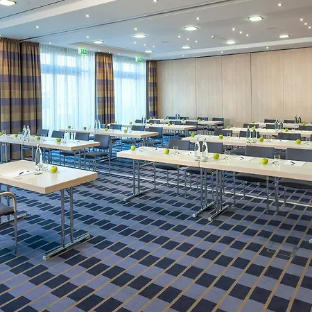 Hotel Essential By Dorint Berlin-adlershof 3*