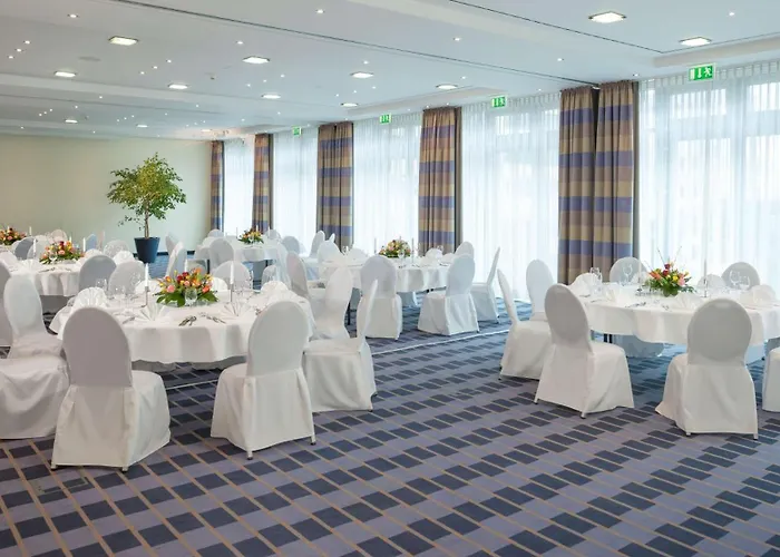 Essential By Dorint Berlin-adlershof 3*