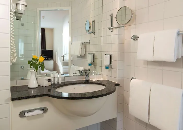 Hotel Essential By Dorint Berlin-adlershof Berlín